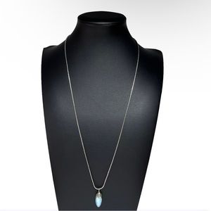 VTG India Handcrafted Vibrant Turquoise Blue Crystal Pendant Necklace 19"